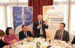 Un tráfico jurídico ágil también es economía sostenible Solchaga en una conferencia en el observatorio del notariado para la Sociedad de la Información.