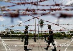 Soldados tailandeses en un punto de control en Bangkok, el 20 de mayo de 2014