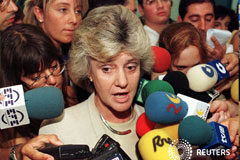La Defensora del Pueblo formuló a la Administración cerca de 600 recomendaciones y sugerencias en 2012 Soledad Becerril