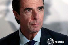 Soria renuncia a su candidatura a un puesto en el Banco Mundial Soria durante un evento en Madrid