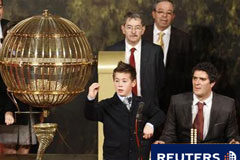 España, preparada para el sorteo del Gordo de Navidad Sorteo del año pasado el 22 de diciembre de 2010