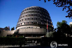 La intimidad del menor no se vulnera cuando tras una exploración judicial se da traslado del acta detallada a las partes Triibunal Constitucional