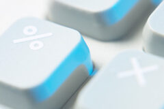 Aprobada la “orden de módulos” para el año 2011 Una tecla con el símbolo del tanto por ciento y otra del signo de multiplicación