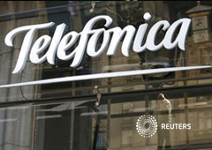 En la imagen, de 3 de diciembre, el logo de Telefónica en Madrid