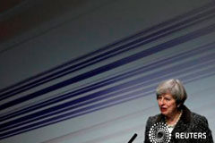 La primera ministra británica May inicia el Brexit May asiste a un foro de inversiones en Birmingham