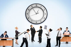 ¿Trabajar duro es diferencial? Un grupo de personas trabajando