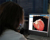 El forense exculpa a un médico de una muerte en un tratamiento experimental Forense exculpa médico muerte tratamiento experimental