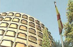 Un magistrado del Constitucional dice sobre el caso de los Albertos que este Tribunal ampara «igual al rico que al pobre» Tribunal Constitucional