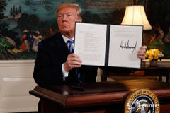 Trump retira a EEUU del acuerdo «defectuoso» con Irán y repondrá sanciones El presidente de Estados Unidos, Donald Trump, anuncia su decisión de retirarse del acuerdo nuclear con Irán, en la Casa Blanca en Washington. 8 de mayo de 2018