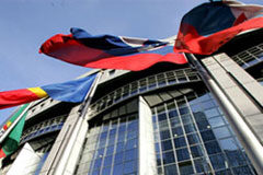 Las garantías laborales del delegado de protección de datos Entrada al edificio del Parlamento Europeo