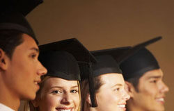 ¿Qué deben hacer las Universidades para respetar la Protección de Datos? El 51% de los españoles tiene un título postobligatorio