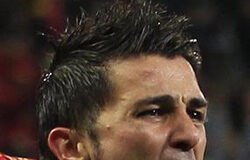 España derrota 1-0 a Portugal y espera a Paraguay en cuartos Villa celebra su gol ante Portugal en Ciudad del Cabo, el 29 de junio de 2010.