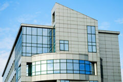 El tedioso camino de los extranjeros para comprar un inmueble en España Edificio de viviendas de lujo