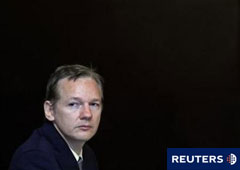 El fundador de Wikileaks, Julian Assange, durante una rueda de prensa en Londres el 23 de octubre de 2010.