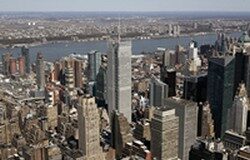 ¿En qué me baso para elegir mi estrategia de Knowledge Management? El plan estratégico y su influencia en el KM. Foto de Manhattan
