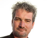 “Una marca es un activo que genera ingresos” Foto carnet de Chris Smith