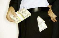 El egoísmo El egoísmo billetes