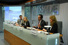 La formación de abogados en el desarrollo de negocio es clave para el éxito las firmas De izda. a dcha.: Miguel Verger, Eugenia Navarro, Almudena Rodríguez y Fernando Bazán