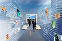 Cómo ayudar a vencer el estrés postvacacional desde la dirección Dos personas caminando rodeados de imágenes.