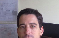 “Todo lo que no se dice en una empresa, el empleado tiende a completarlo o componerlo” Gullermo Villamor