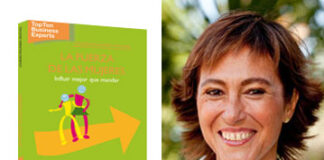 “Las mujeres tienen un potencial que la sociedad no le ha dejado desarrollar a fondo” Foto de Lourdes Molinero con la tapa de su libro