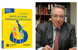 “El portal corporativo puede ser una fuente extraordinaria de beneficios para todos” Foto de Mariano Siminiani y la portada de su libro