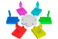 La velocidad en el Concurso de Acreedores y la posibilidad de influir sobre este factor determinante Muñecos de colores sobre piezas de puzle