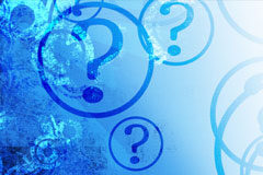 Lo que los clientes dicen y lo que los clientes hacen Varios signos ? en distintos azules.