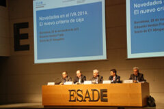 Expertos en fiscalidad piden en Esade Derecho una mayor estabilidad en la normas tributarias Eduardo Verdún, Ignacio Ucelay, José Luis Prada, José María Remacha y Maximino Linares