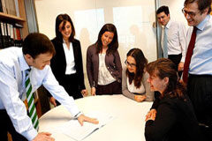 La web de Gómez-Acebo & Pombo también habla portugués Miembros de GA&P