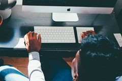 Networking 2.0 en el mundo de la abogacía Ordenador