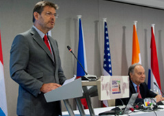 Imagen del Ministro de Justicia Rafael Catalá en el Congreso Imagen del Ministro de Justicia Rafael Catalá en el Congreso