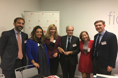 La internacionalización de la abogacía y el papel del Common Law como Derecho global de los negocios Los autores del libro junto a Antonio Garrigues, Cristina Carretero, Sara Molina y Daniel Tejada