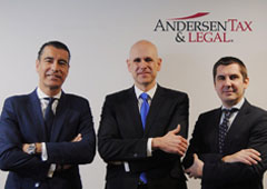 De izq. a derecha: Álvaro Gámez, Toni de Weest Prat y José María Rebollo, socios de Andersen Tax & Legal España