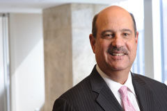 Barry Salzberg será el nuevo presidente mundial de Deloitte Barry Salzberg.