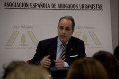 Curso para formar nuevos Urbanistas José María García Gutiérrez, inaugurando el curso