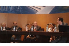 Aedun y la Universidad Pompeu Fabra organizan dos encuentros de expertos en derecho universitario Imagen de la mesa