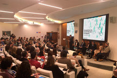 La estrategia de comunicación y la legal deben ir de la mano en una crisis de ‘fake news’ Fernando Vives, presidente ejecutivo de Garrigues, interviene en la apertura del evento 'Cómo gestionar una crisis de ‘fake news’ en la empresa'.