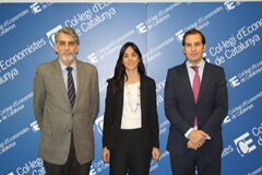 Thomson Reuters Aranzadi y el Col•legi d´Economistes de Catalunya firman un acuerdo de colaboración Maurici Olivé Rui, gerente del Col•legi d´Economistes de Catalunya, Delfina Ayerza, Responsable del Área de Formación en Thomson Reuters y Jorge Carlos Alonso, Responsable de relaciones con Universidades, Asociaciones y Colegios Profesionales en ThomsonRe