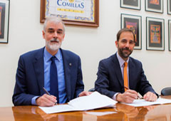 Momento de la firma