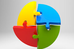 Due Diligence: Prevención de riesgos en una fusión o adquisición de una sociedad Cuatro fichas de puzzle de colores