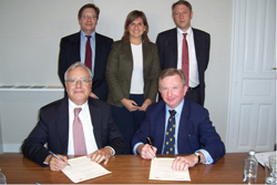 Miembros de Garrigues y del London School of economics. Miembros de Garrigues y del London School of economics.