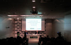 Adarve, Groupama, Tinsa y Cushman & Wakefield se sientan juntos a valorar la alternativa del arrendamiento frente a la crisis del sector inmobiliario Conferencia de Groupama.