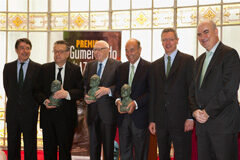 Homenaje a los padres de la Constitución Grupo de Asistentes