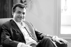 JAUSAS cuenta con siete profesionales en el ránking elaborado por ese directorio Héctor Jausàs