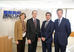 Mª José Aguiló, Miguel Sueiro Seoane, Juan Carlos Castro y John M. Scott. Mª José Aguiló, Miguel Sueiro Seoane, Juan Carlos Castro y John M. Scott.