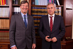 Larrauri & Martí Abogados ficha a José Luis González Armengol, Decano de los Jueces de Madrid en excedencia De izquierda a derecha: José Martí, socio co-fundador del despacho y José Luis González Armengol, decano de los jueces de Madrid en excedencia