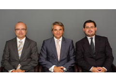 de izquierda a derecha: Antonio J. Navarro (Socio y Director del Área Mercantil), Manuel Broseta ( Socio Director) y Manuel Mingot.