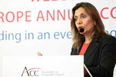 “El abogado necesita otro tipo de formación en la universidad y en los despachos” María Jesús González Espejo