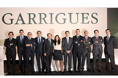 Garrigues obtiene unos ingresos por servicios profesionales de 337,6 millones de euros en 2012 Grupo nuevos socios Garrigues